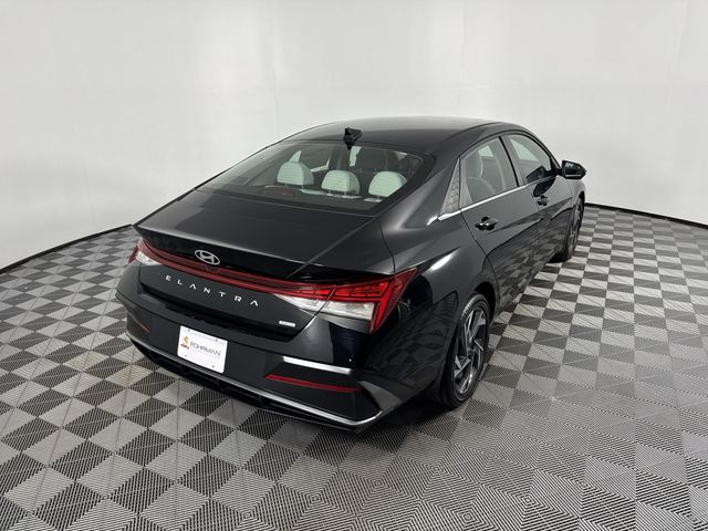 New 2025 Hyundai Elantra Hybrid For Sale in Indianapolis, IN