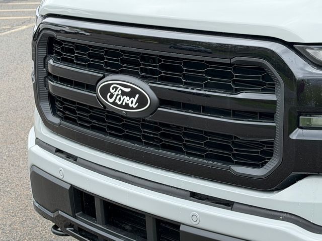 New 2026 White Ford Lariat image 31