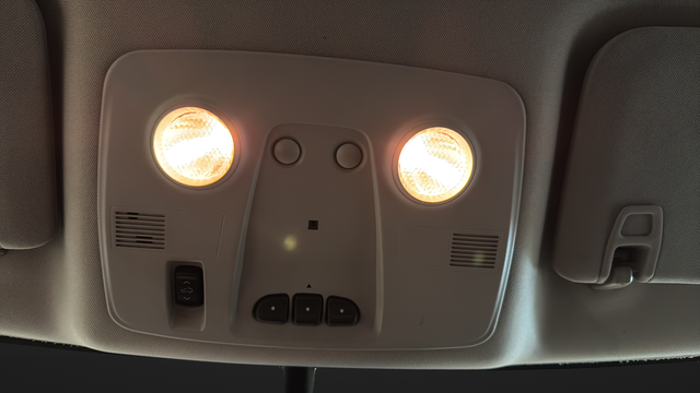 Used 2014 White Diamond Clearcoat GMC Denali image 31