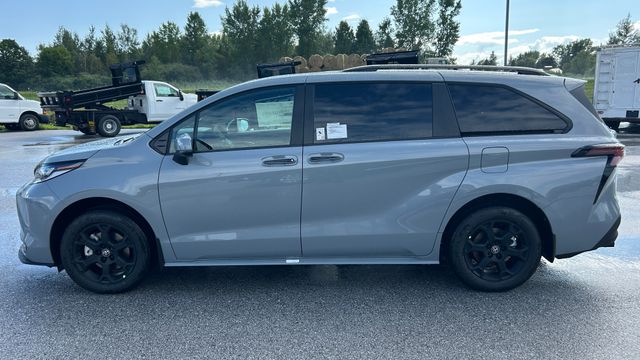 New 2026 Toyota Sienna Van