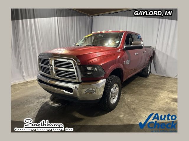 2012 RAM 2500 Rojo (Deep Cherry Red Crystal Pearlcoat) Camioneta Todo terreno 6 velocidades Automática