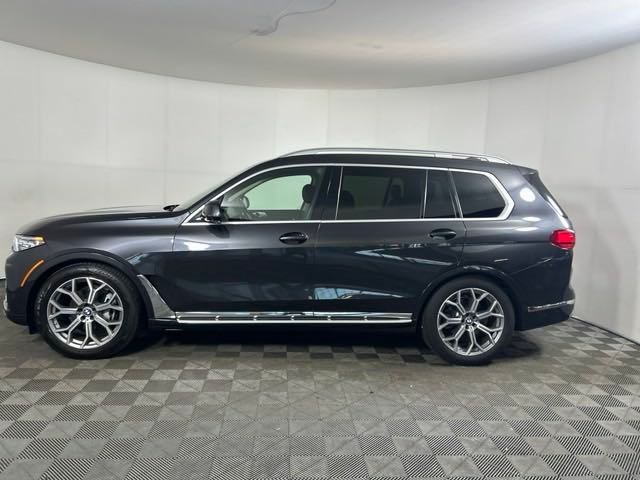 2021 BMW X7 xDrive40i 44