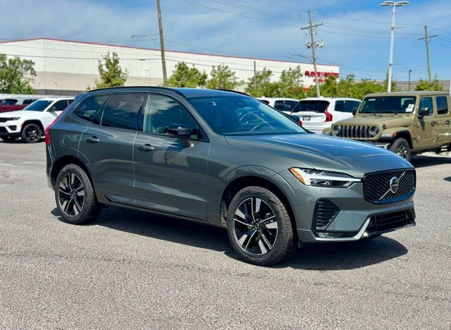 2026 Volvo XC60 B5 Core