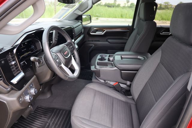 2023 GMC Sierra 1500 Elevation - 10