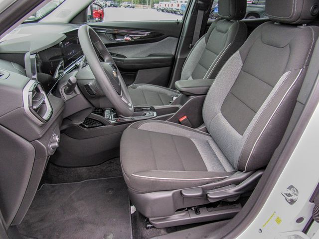 Photo of 2025 Chevrolet TrailBlazer LT in Dallas, GA - 14,  2025 Chevrolet TrailBlazer LT:L42508