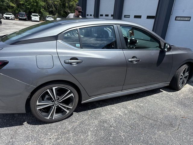 Used 2023 Gray Nissan SR image 9
