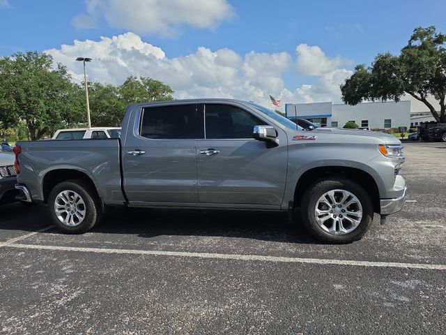 2023 Chevrolet Silverado 1500 LTZ Crew Cab 4WD