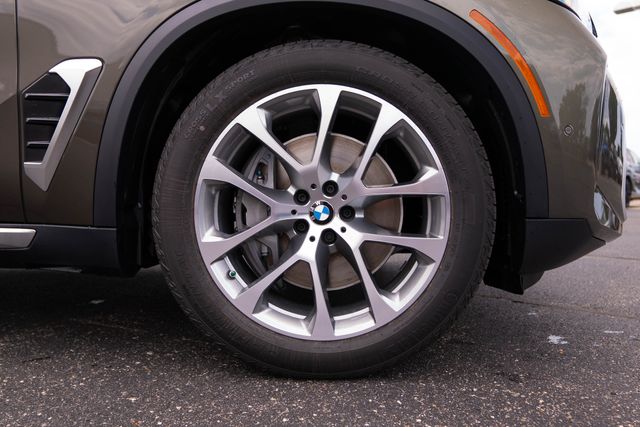 New 2026 BMW X5 SUV