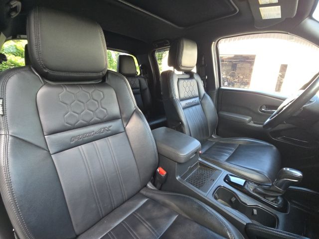 2022 Nissan Frontier PRO-4X:C02734A