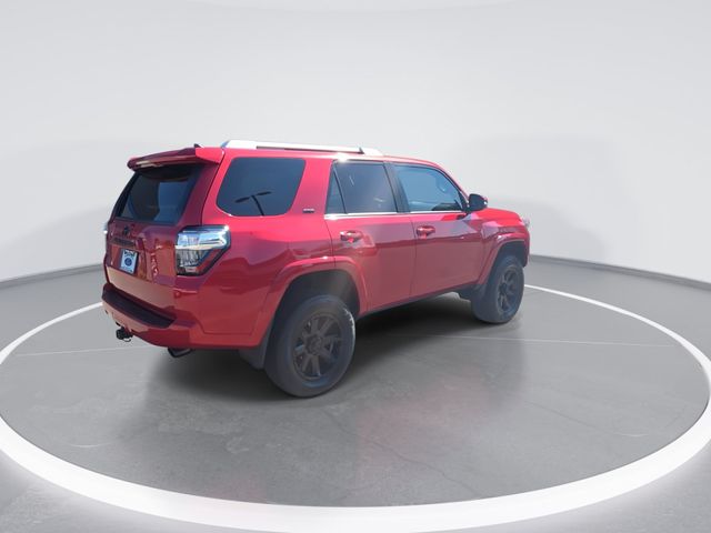 Used 2017 Barcelona Red Metallic Toyota SR5 Premium image 8