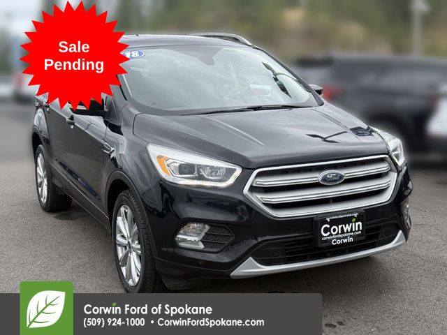 2018 Ford Escape Negro (Shadow Black) SUV/Crossover Tracción en las cuatro ruedas 6 velocidades Automática