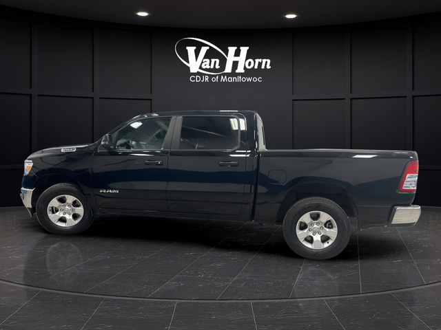 Used 2023 Diamond Black Crystal Pearlcoat Ram Big Horn/Lone Star image 4