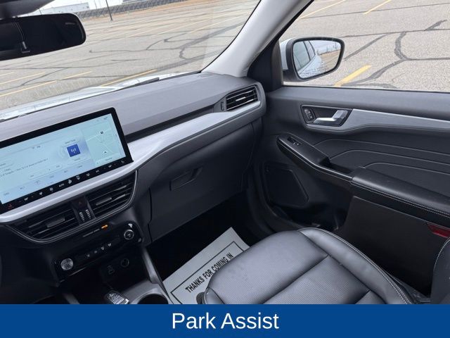 2025 Ford Escape Platinum