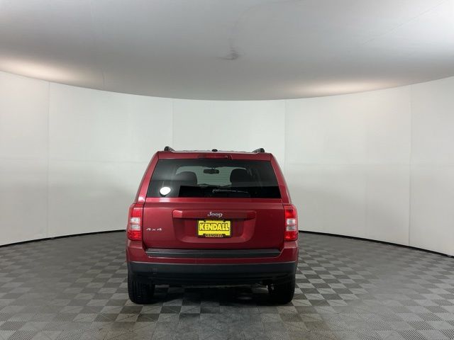 Used 2012 Red Jeep Sport image 6