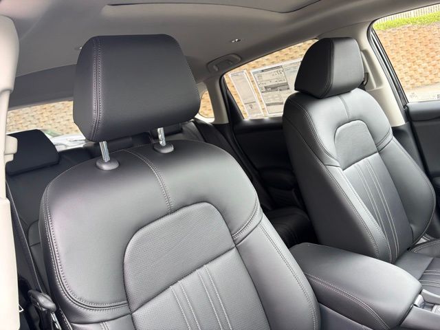new 2026 Honda HR-V car, priced at $32,301