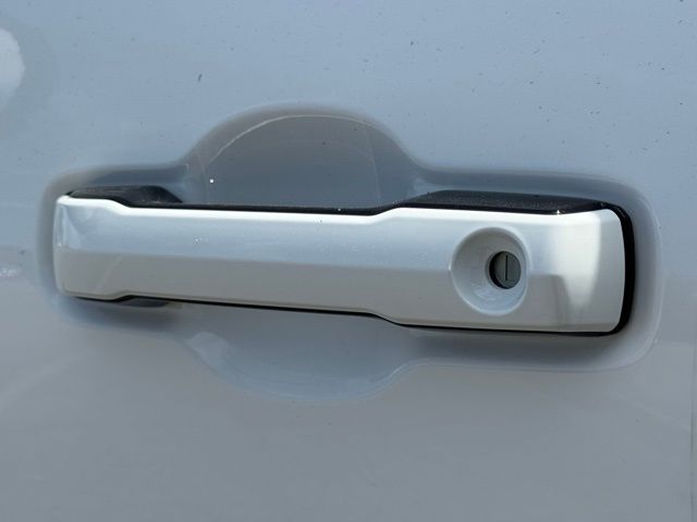 2026 Toyota Tundra SR5 - Photo 13
