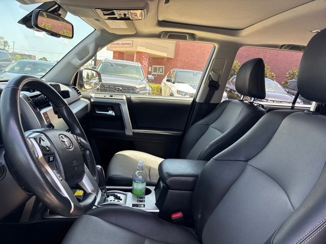 Used 2022 Gray Toyota SR5 Premium image 10