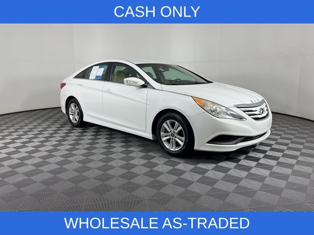 2014 Pearl White Hyundai Sonata GLS Sedan