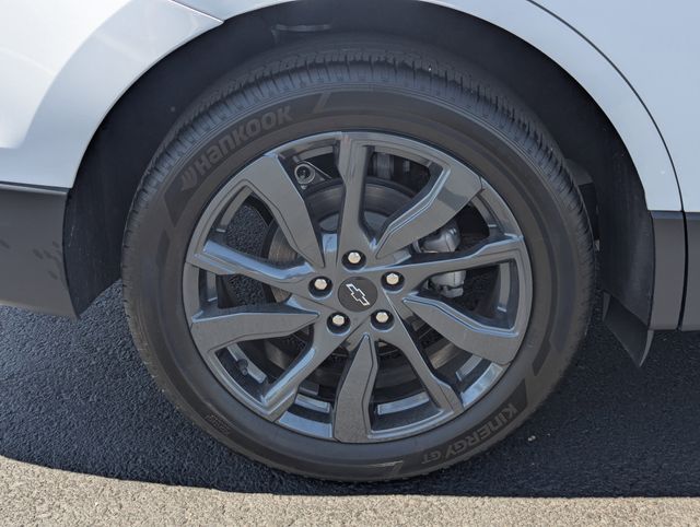 Used 2024 Summit White Chevrolet RS image 8