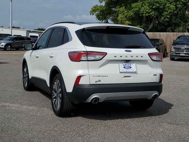 2020 Ford Escape Titanium Hybrid 9