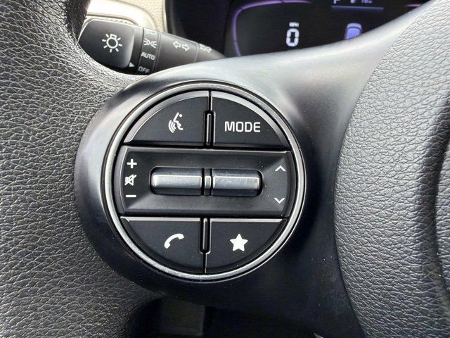 2024 Kia Soul LX - Photo 25