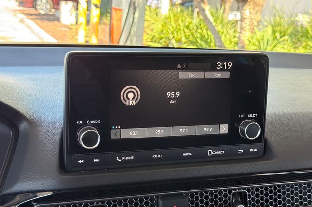 2025 Honda Civic LX - Photo 20