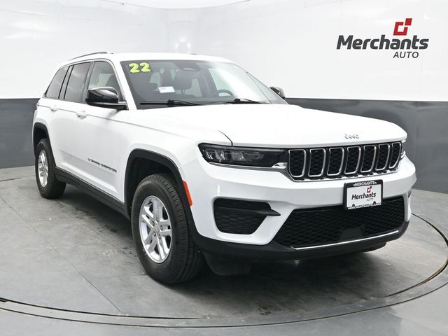 Bright White Clearcoat 2022 Jeep Grand Cherokee SUV / Crossover Four-Wheel Drive 8-Speed Automatic