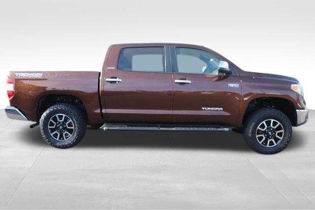 2015 Toyota Tundra Limited 19