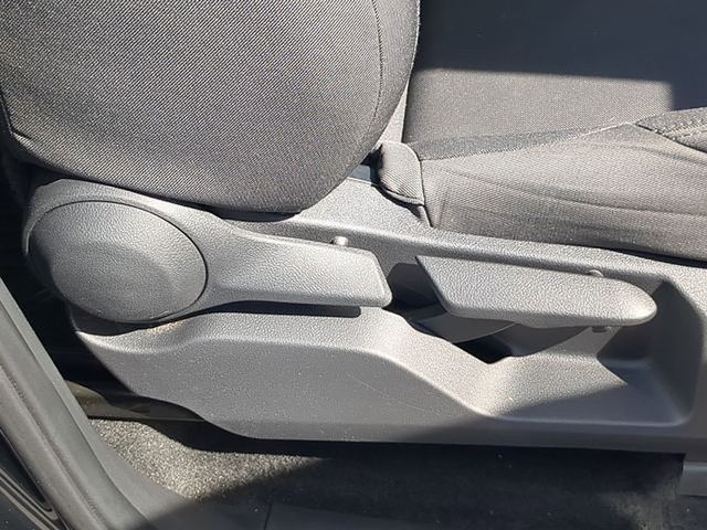 2024 Toyota Tacoma SR5 - Photo 40