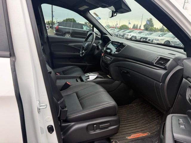 2023 Platinum White Pearl Honda Passport TrailSport AWD SUV
