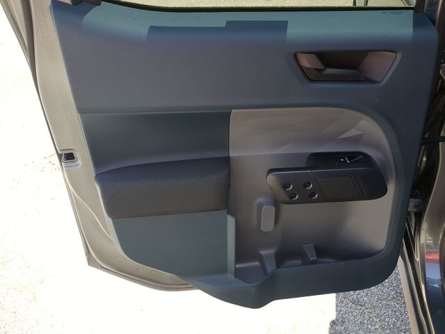 New 2026 Carbonized Gray Metallic Ford XL image 31
