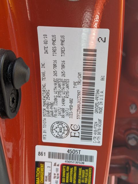 2018 Toyota Tacoma - Image 33