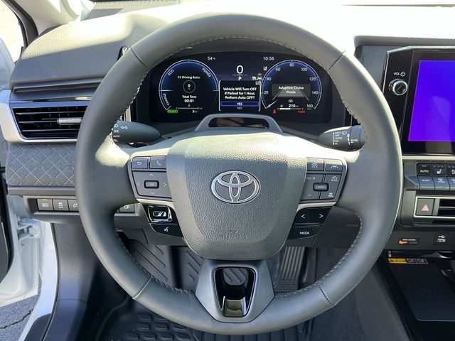 2025 Toyota Camry XLE 8