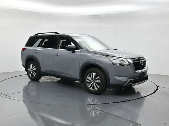 Certified Pre-Owned 2024 Nissan Pathfinder SL 4D Sport Utility in