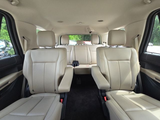 2022 Ford Expedition XLT:169442A2