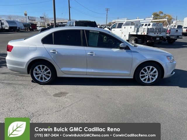 2012 Volkswagen Jetta 2.5L SE 32