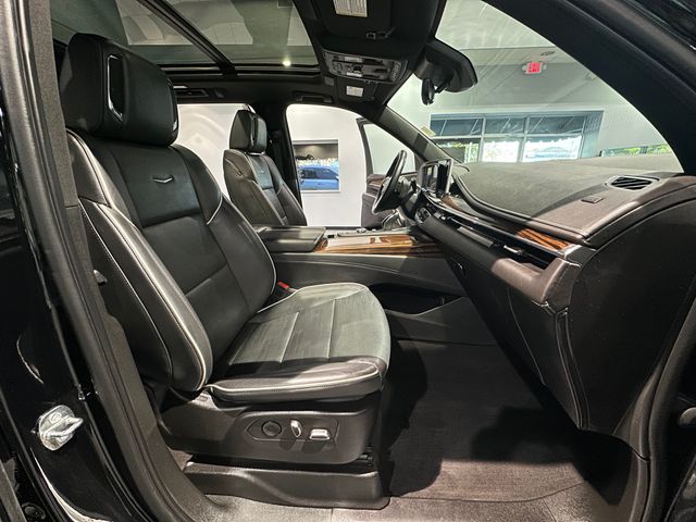 2023 Cadillac Escalade Premium Luxury - 11
