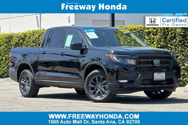 2025 Honda Ridgeline Sport AWD's photo