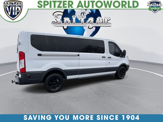 Used 2018 White Ford XLT image 2