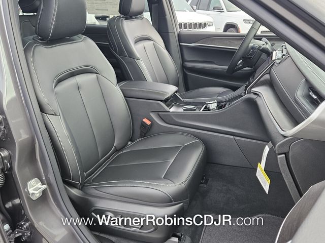 New 2025 Gray Jeep Limited image 17