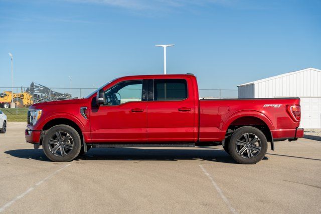 2022 Ford F-150 XLT 4