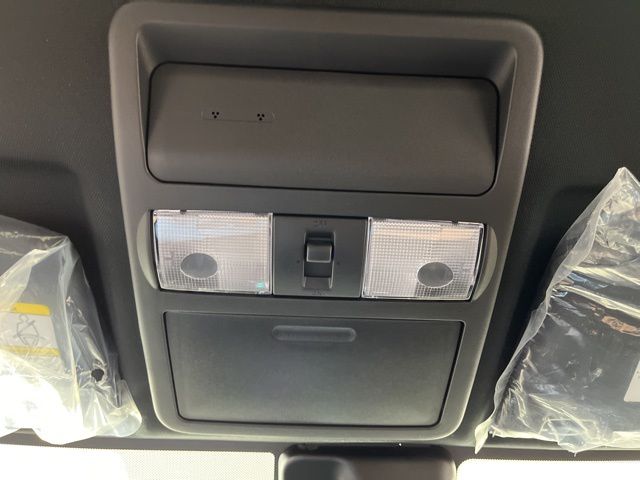 2025 Glacier White Nissan Frontier PRO-X RWD Truck