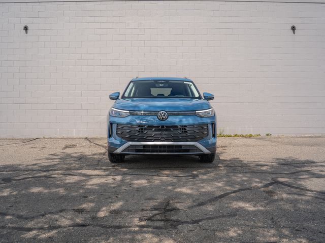 New 2026 Blue Volkswagen 2.0T SE image 2