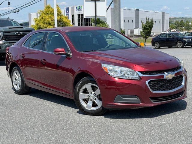 Butte Red Metallic 2016 Chevrolet Malibu Sedan Front-Wheel Drive 6-Speed Automatic Overdrive