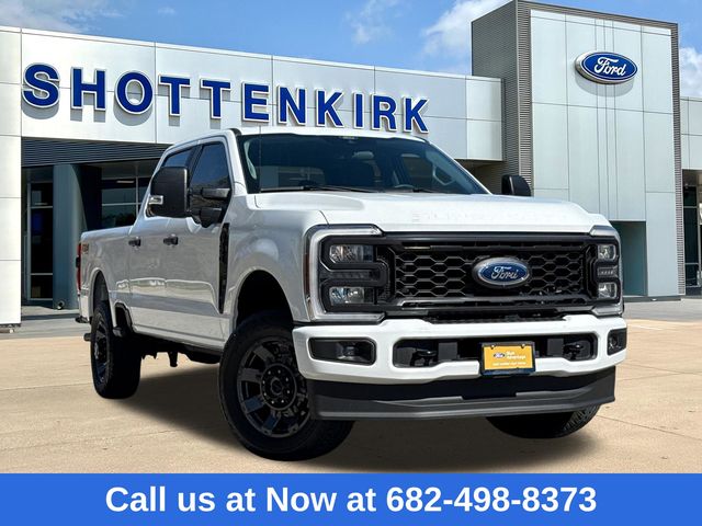 2024 Ford F-250 Super Duty XL Crew Cab 4WD