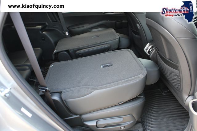 New 2026 Kia Sorento Hybrid SUV