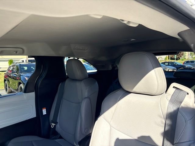 New 2026 Toyota Sienna Van