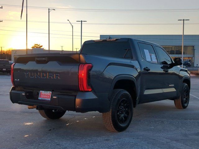 2024 Toyota Tundra SR5 - Photo 5