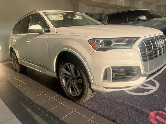 2021 Audi Q7 55 Premium Plus - 4