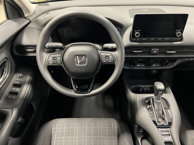 HR-V LX